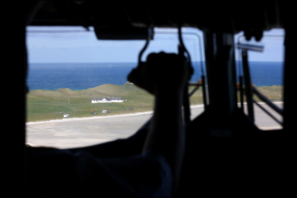 Positioning to land at Barra airfield
