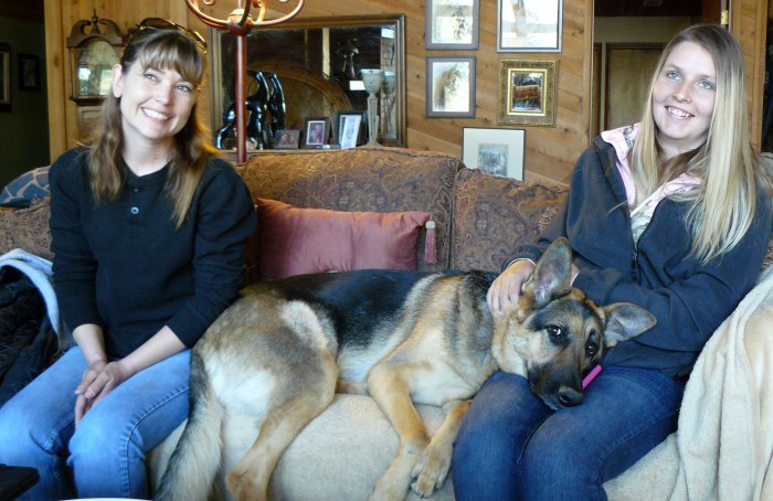 Cleo between guests Darla and Cody- picture taken yesterday.